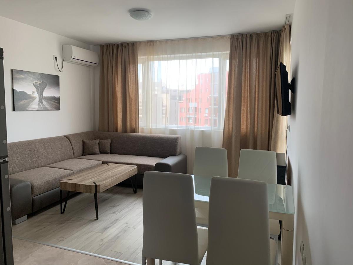 Sunny Days Luxury Apartment Поморие Екстериор снимка
